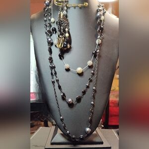 Vintage 2 Elegant Black and Silver Necklaces And Bracelet Set